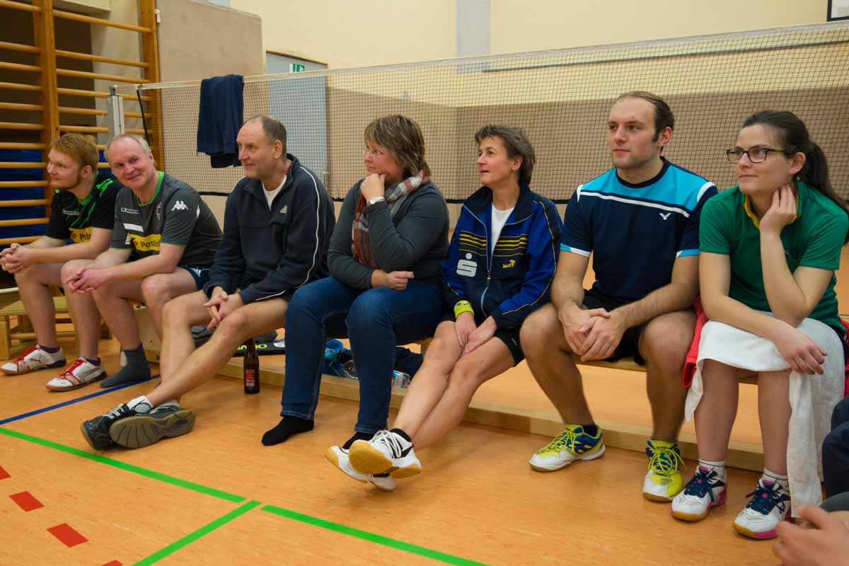 Alle warteten auf die Siegerehrung - Das war unser Familienturnier 2016 (Badminton Flechtingen)